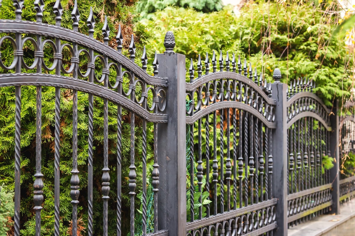 Metal fence installation